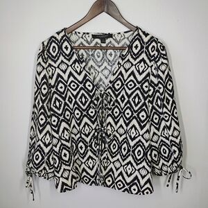 Marc New York Top Womens Medium Black White Linen Geometric Bohemian Tie Front